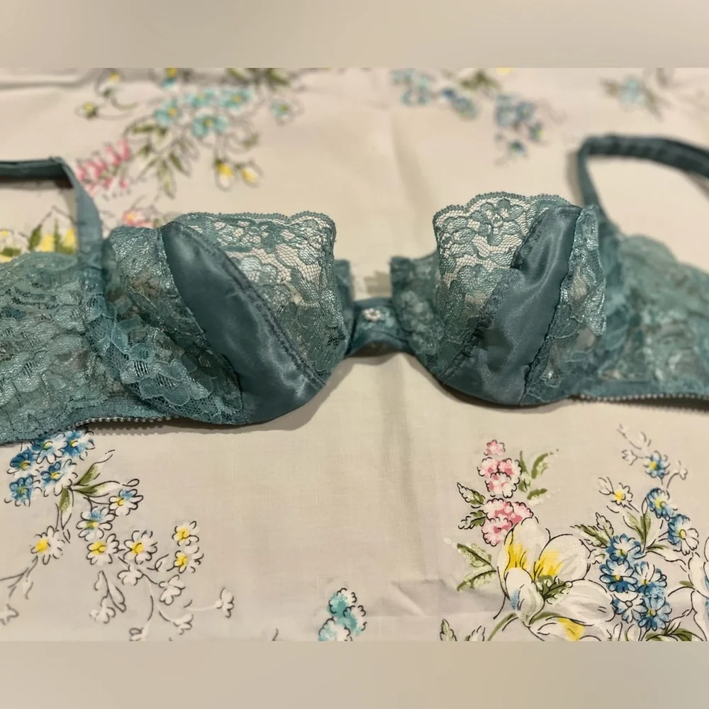 Vintage Dior Balconette bra - Picture 8 of 14